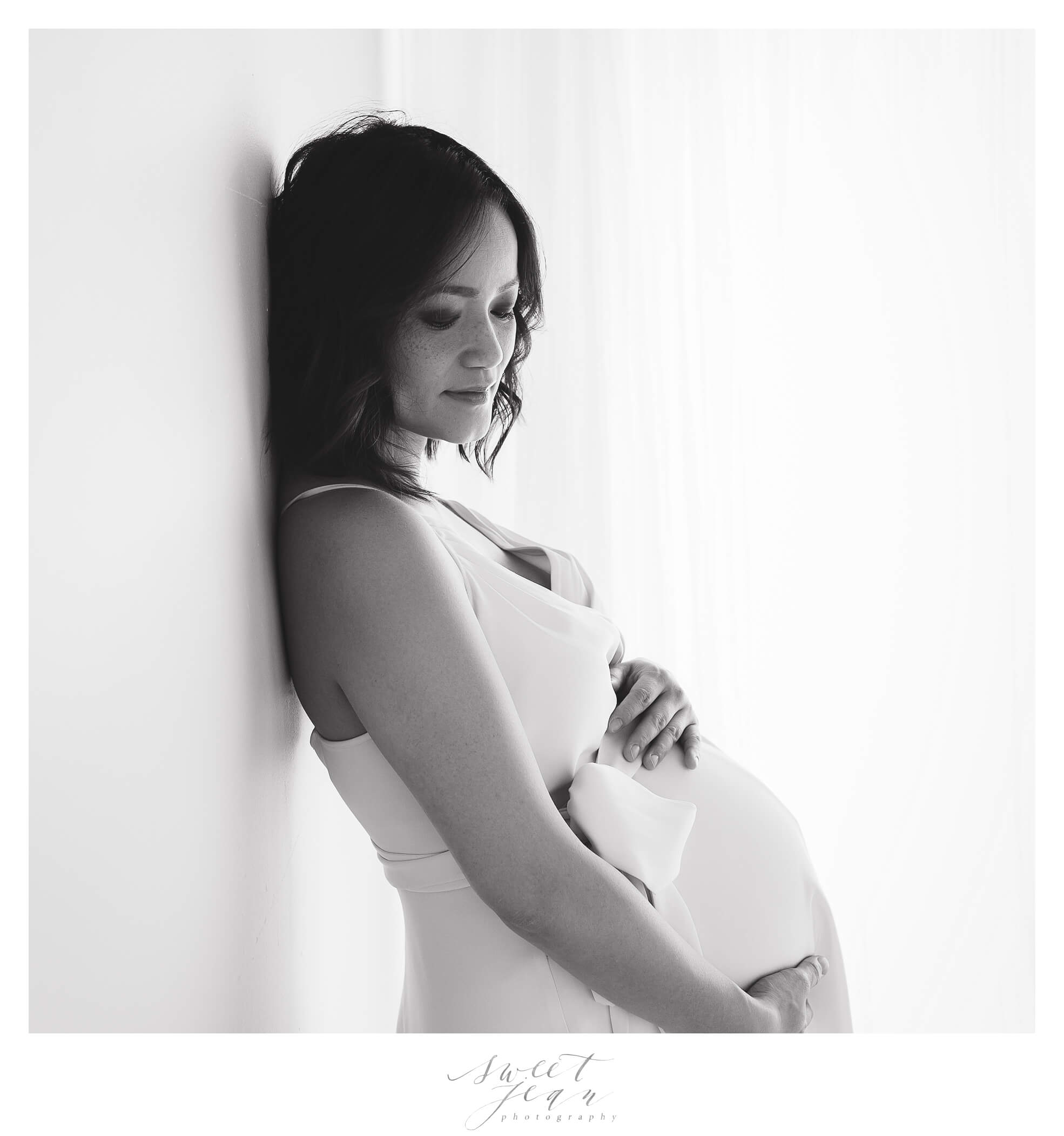 A Petite Maternity Session Roseville California Sweet Jean Photography