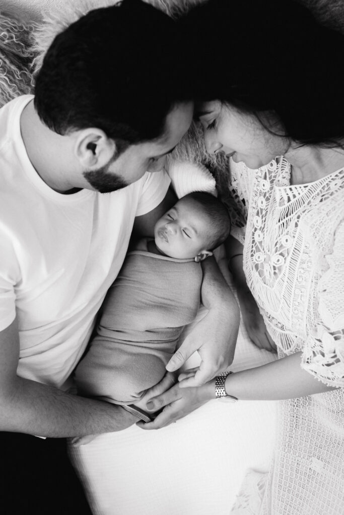 newborn boy with parents black and white indian sacramento sweet jean photography (021)